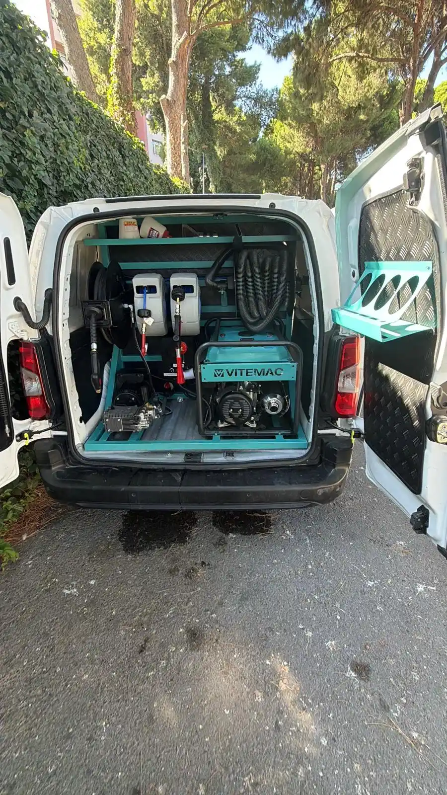 Anahtar Teslim Mobil Oto Yıkama Sistemi video kapağı